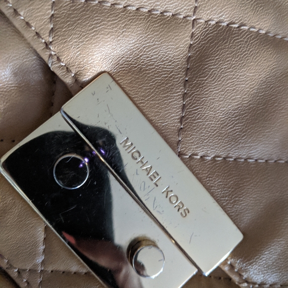 Michael Kors tan quilted bag - Picture 5 of 5